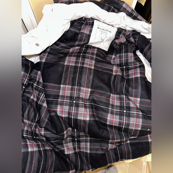 Quicksilver Snowboarding Outdoor Jacket - Picture 9 of 16